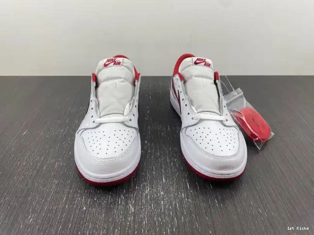1st Kicks Shoes White Varsity Jordan 1 705329-101 Red Low Retro 0516